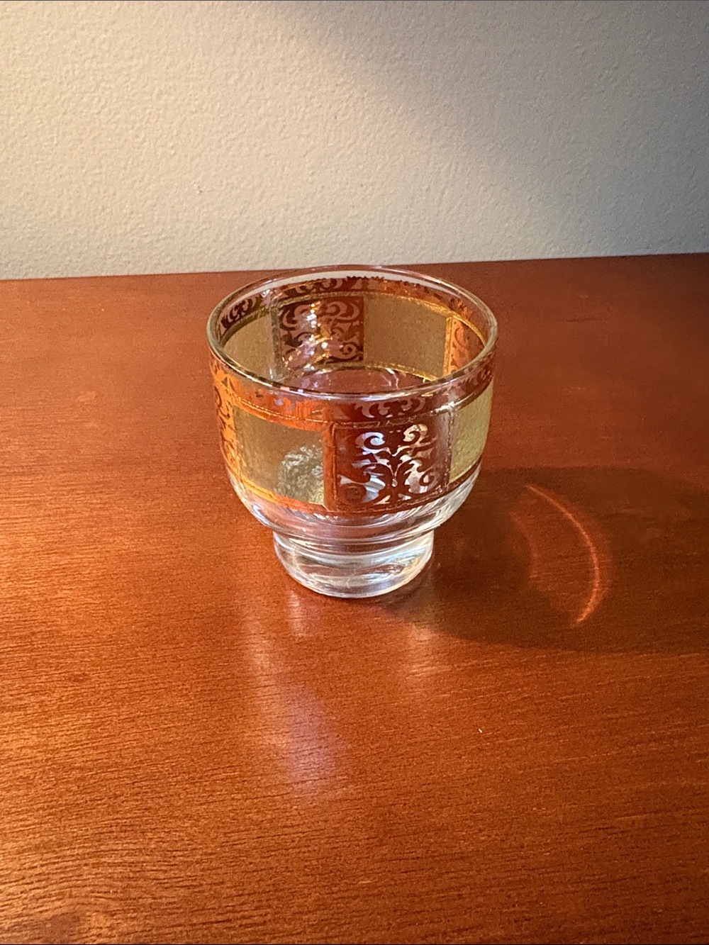 Source Unknown Gold and Clear Decorative Glass Dessert Bowl